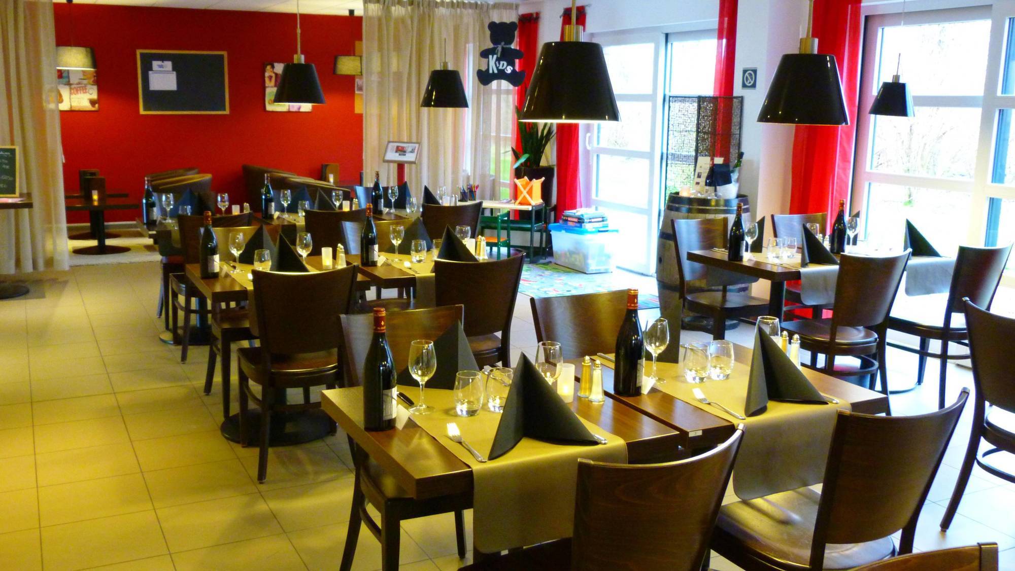 Dc Hotel Charleroi Airport Dış mekan fotoğraf