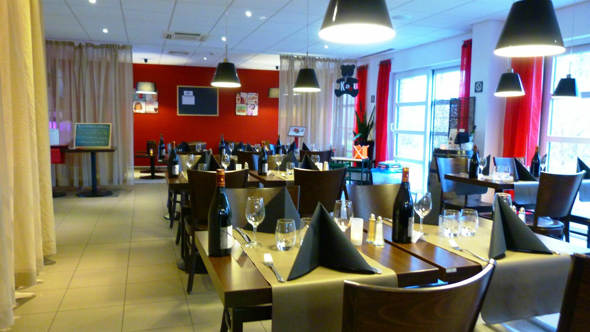 Dc Hotel Charleroi Airport Dış mekan fotoğraf